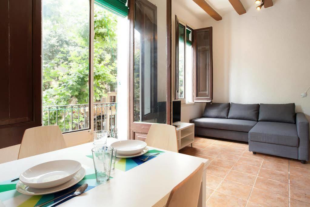 Flateli Borrell Apartman Barcelona Kültér fotó