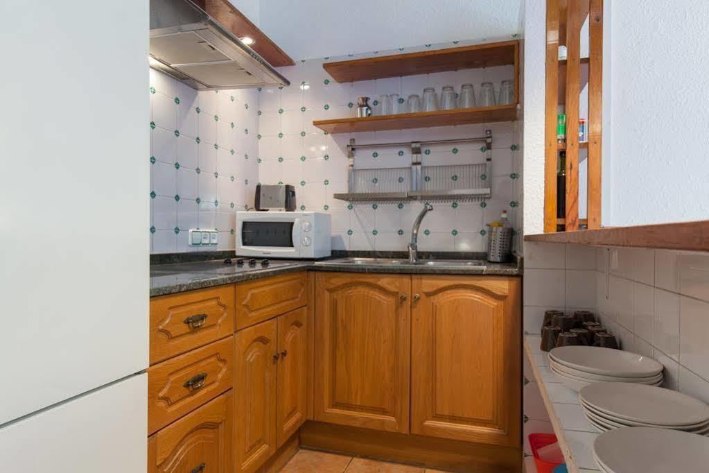 Flateli Borrell Apartman Barcelona Kültér fotó